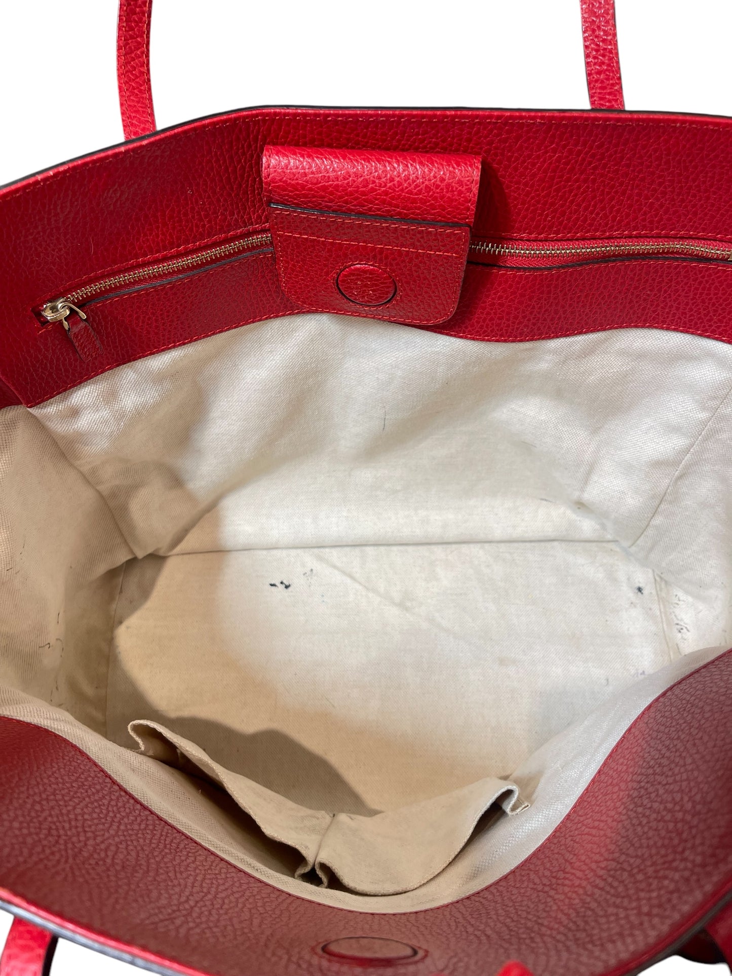 Gucci Pebbled Swing Tote Bag