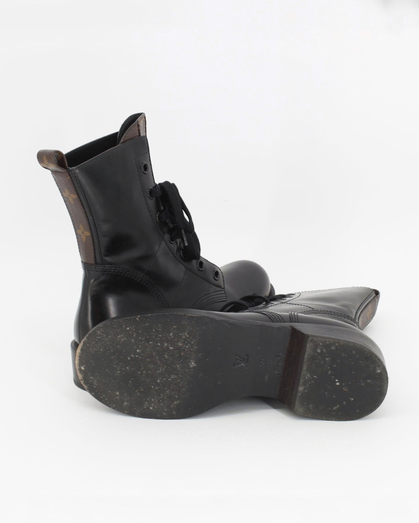 Louis Vuitton Black Flat Ranger Combat Boot Size 39