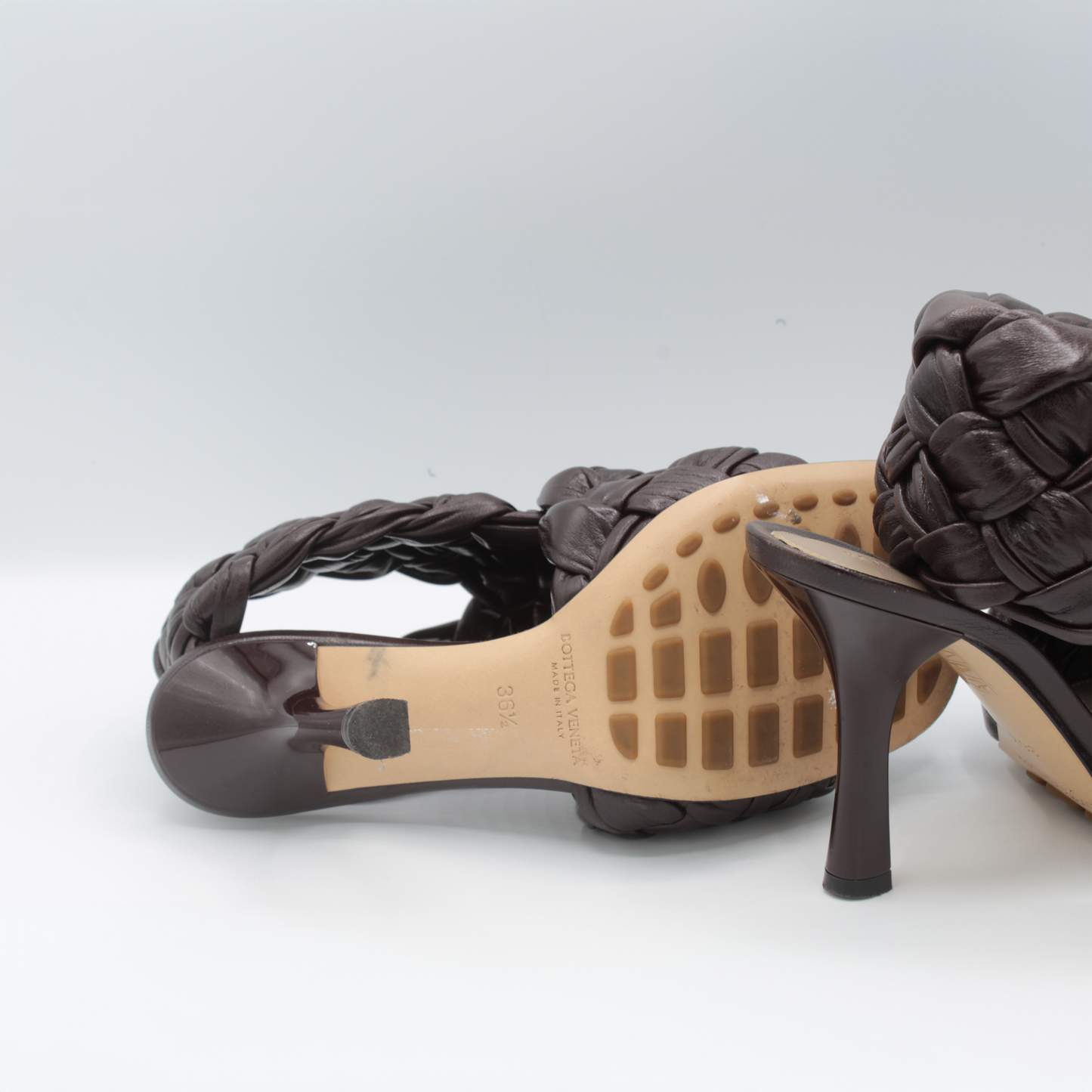 Bottega Veneta Chocolate Woven Leather Heel Size 6